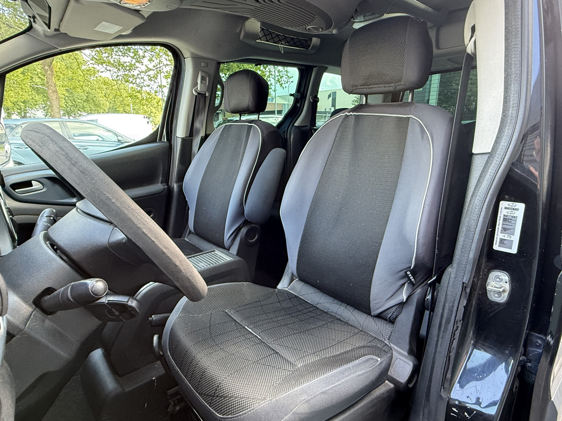 Hoofdafbeelding Peugeot Partner