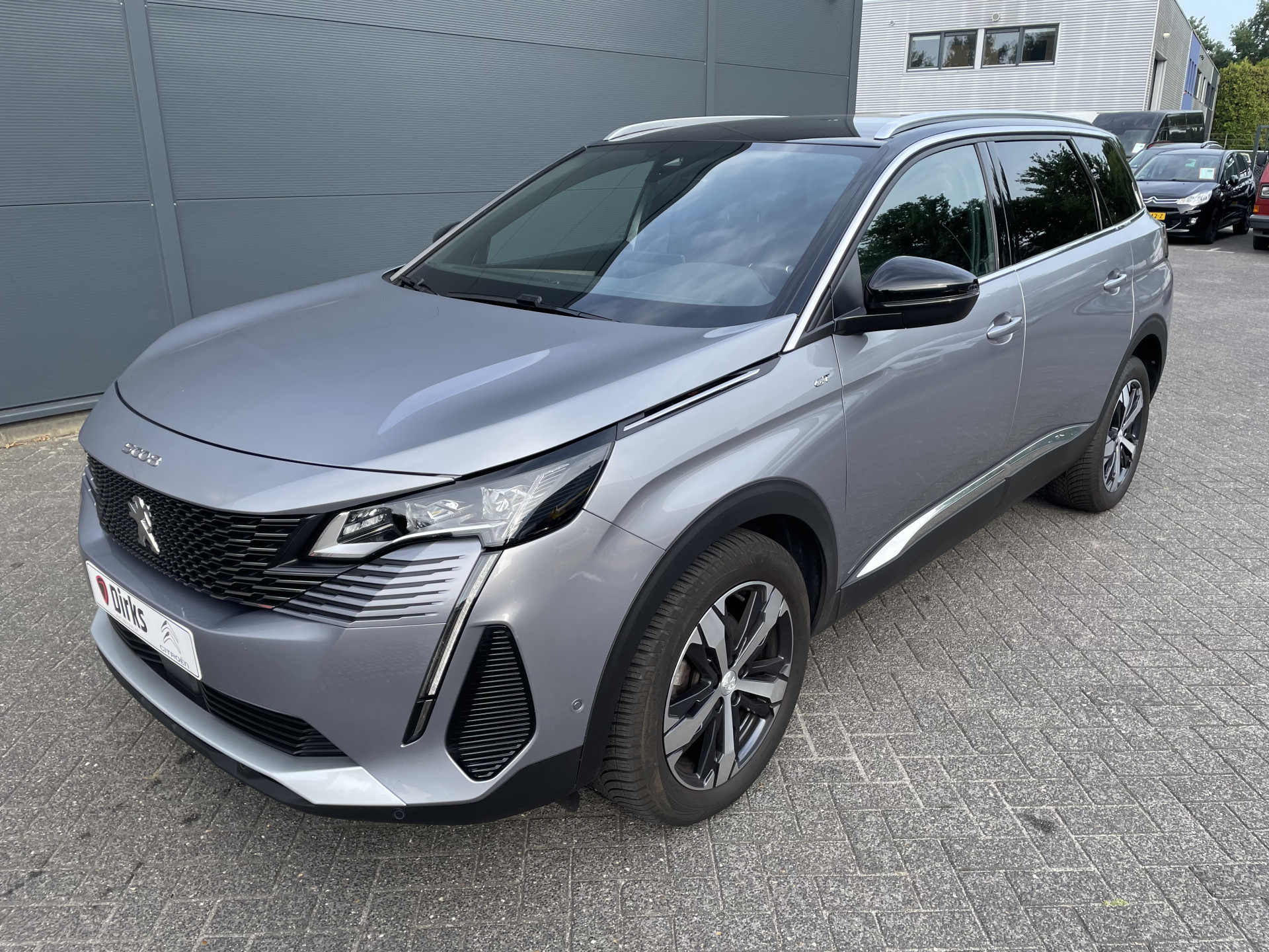 Hoofdafbeelding Peugeot 5008