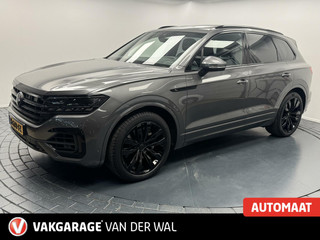 Hoofdafbeelding Volkswagen Touareg Volkswagen Touareg 3.0 TSi DSG R-Line 4Motion Navigatie-Pano-Elektr.Trekhaak-Achterasbesturing-Adapt.Cr.Contr-Carplay-Clima-Camera-Stoel/Stuurverwarming-Luchtvering-Headup