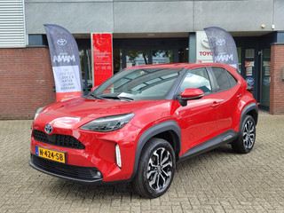 Toyota Yaris Cross 1.5 HYBRID FIRST EDITION LEDER TREKHAAK STOELVERW KEYLESS NAVI CAMERA AD-CRUISE APPLE/ANDROID 17'' LMV NL-AUTO 1E-EIGENAAR