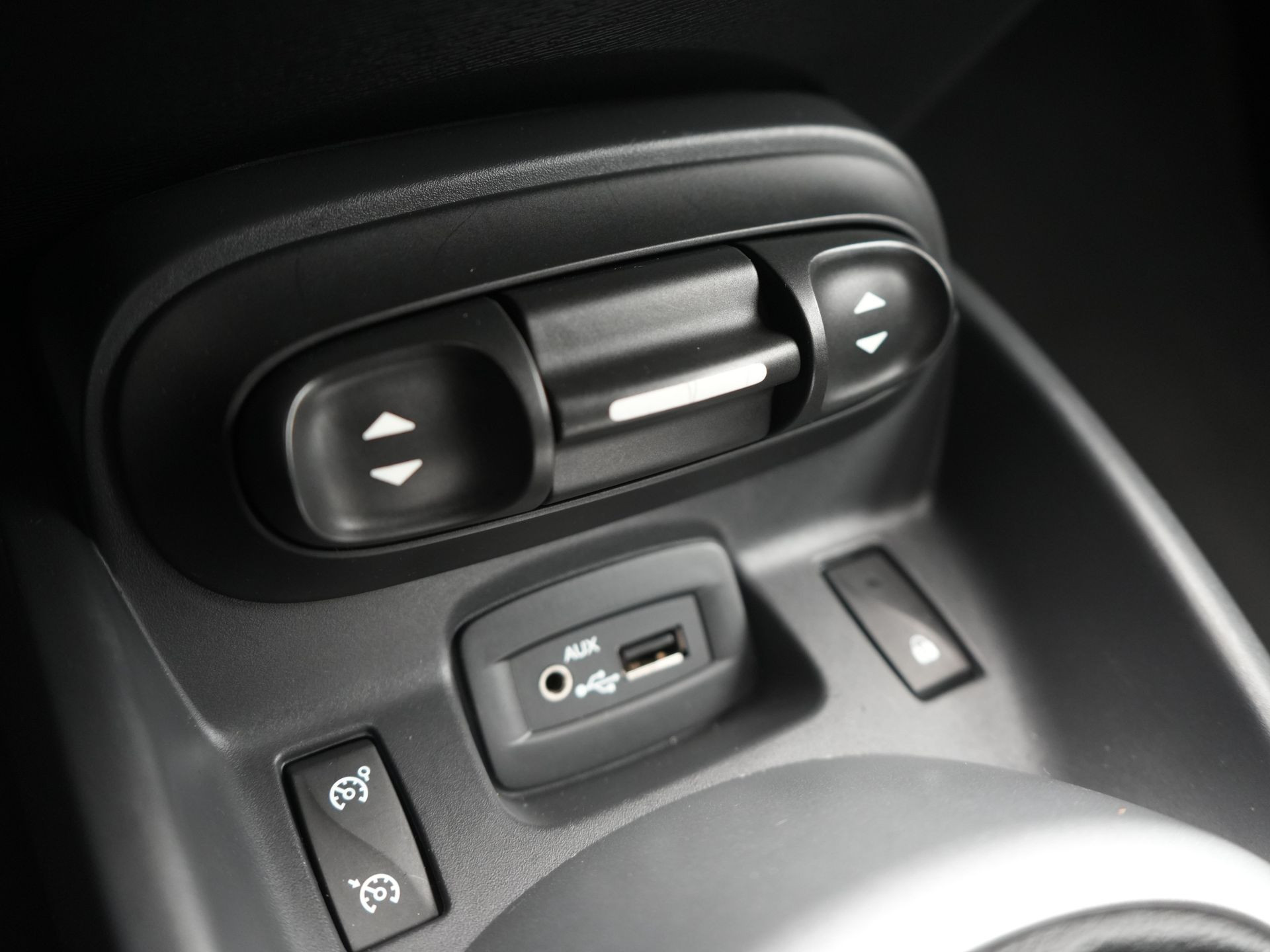 Hoofdafbeelding Renault Wind