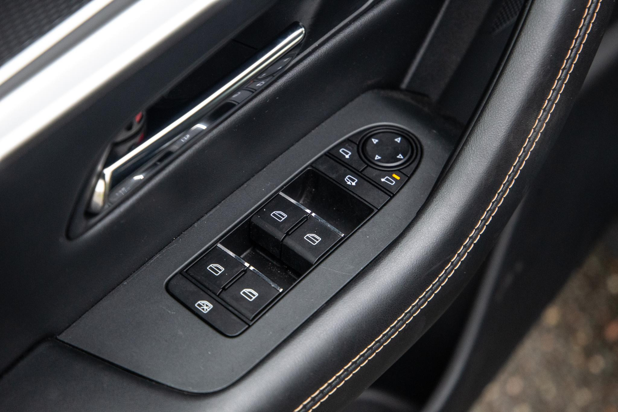 Hoofdafbeelding Mazda CX-60