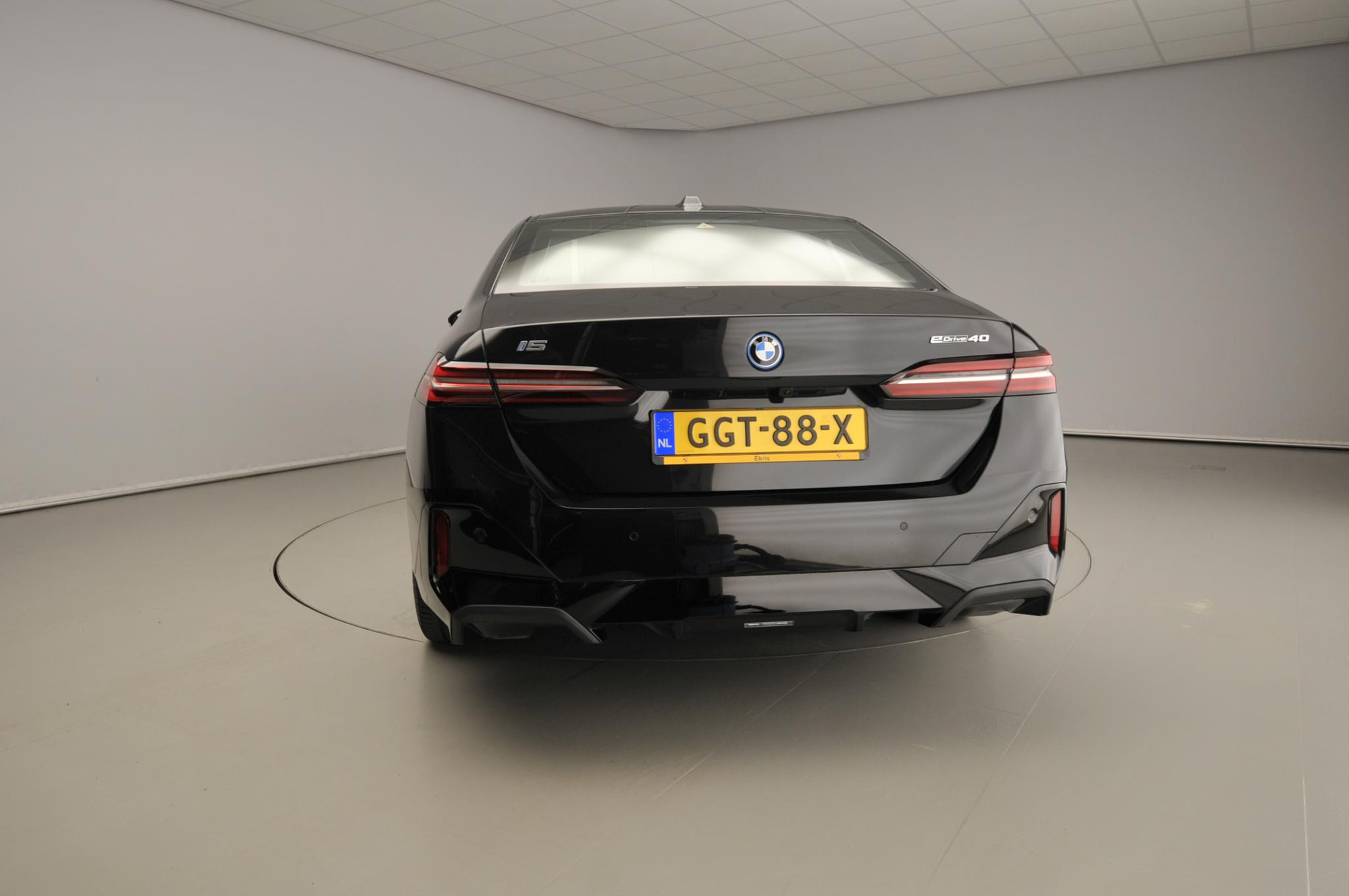 Hoofdafbeelding BMW i5