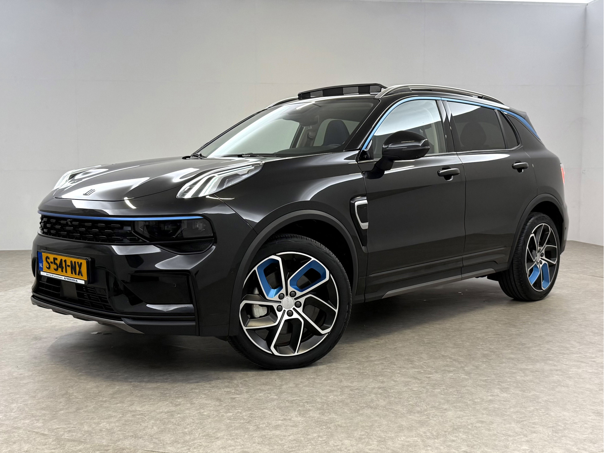 Hoofdafbeelding Lynk & Co 01