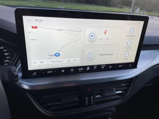 Ford Focus Ford Focus Wagon 1.0 EcoBoost Hybrid Titanium 125pk Winterpack | Achteruitrijcamera | SYNC 4 | Apple Carplay / Android auto - afbeelding nr 11