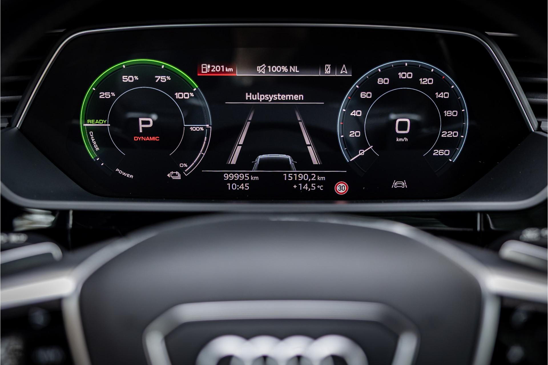 Hoofdafbeelding Audi e-tron