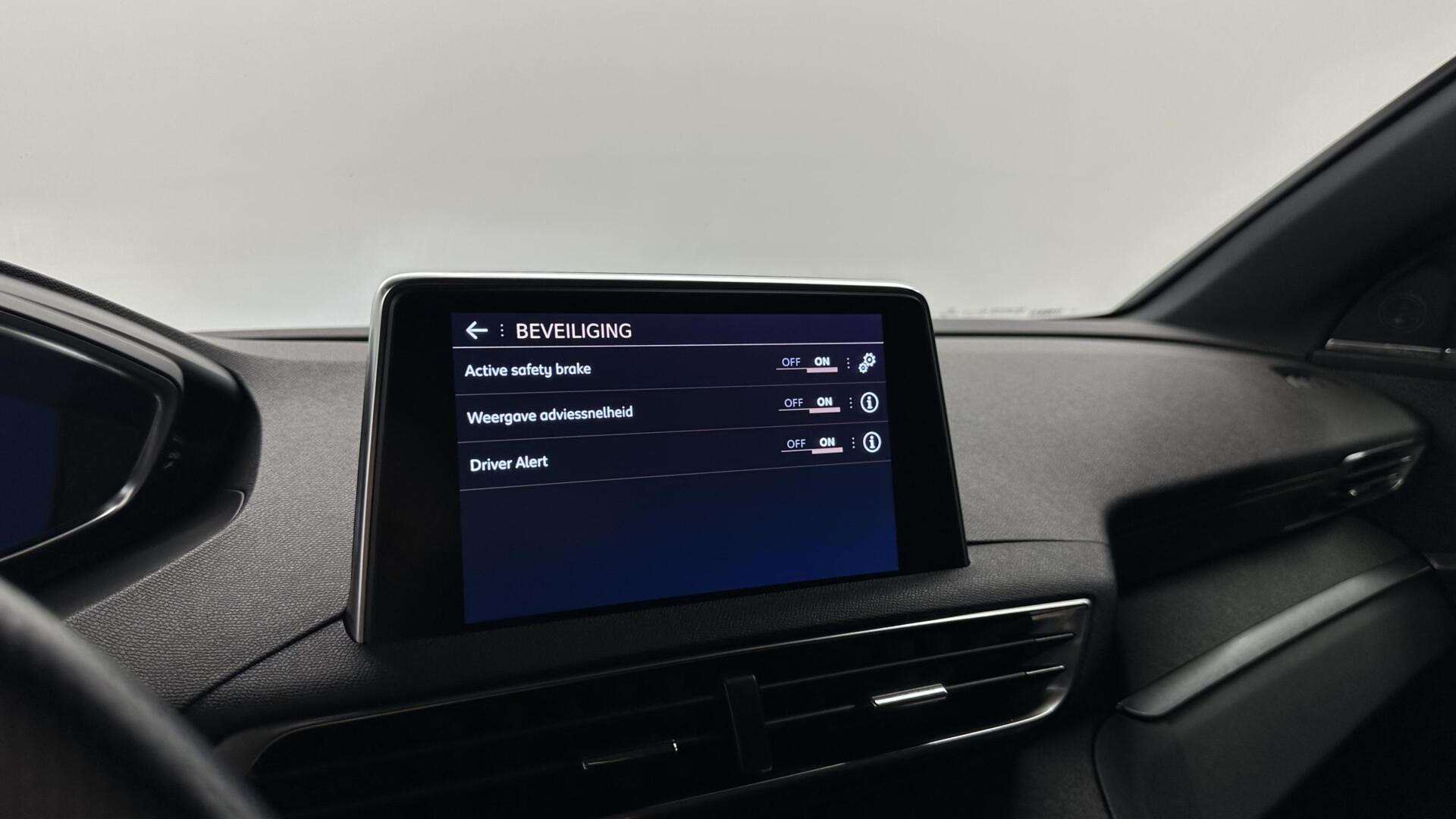 Hoofdafbeelding Peugeot 5008