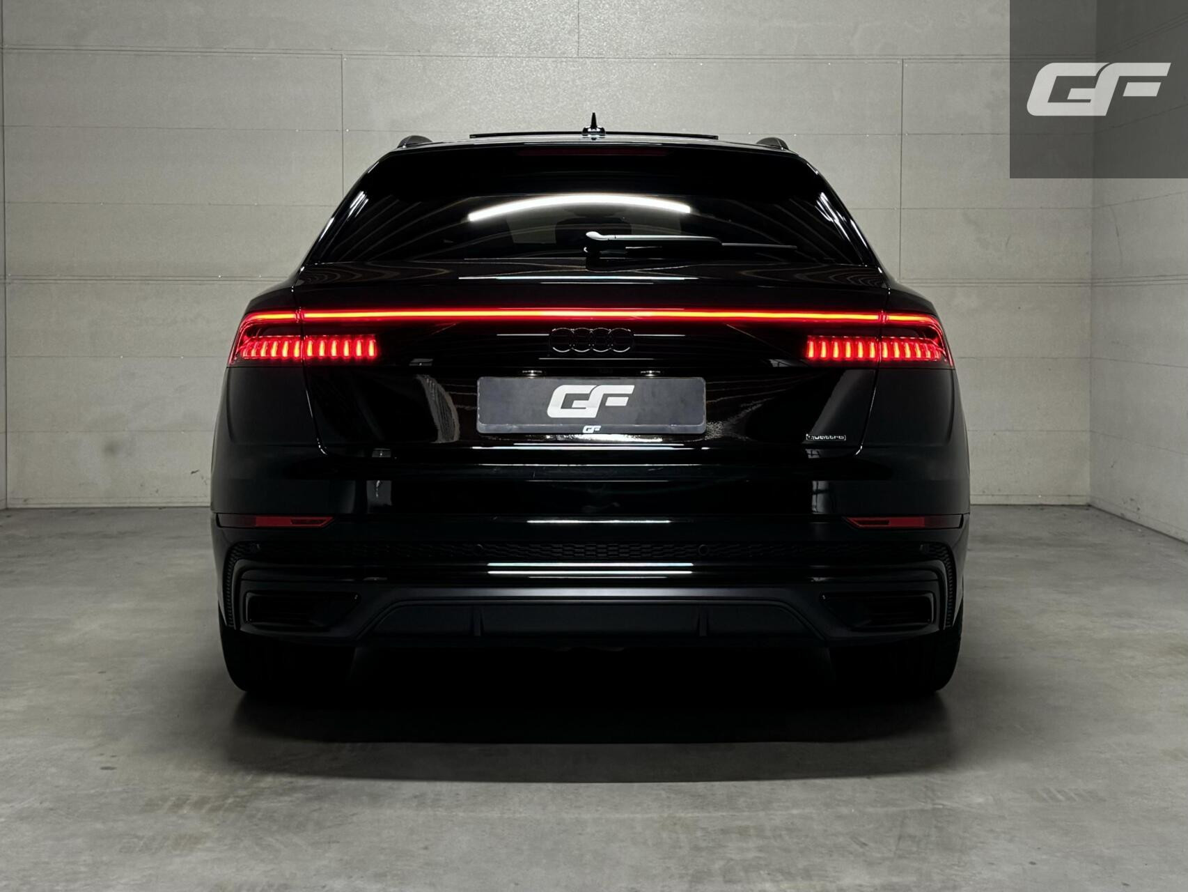 Hoofdafbeelding Audi Q8