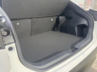 Toyota Yaris Cross Toyota Yaris Cross 1.5 Hybrid 130 Style Edition Parkeersensoren V+A, Dodehoeksensor, Navigatie , All-in Rijklaarprijs - afbeelding nr 17