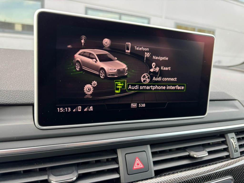 Hoofdafbeelding Audi S4