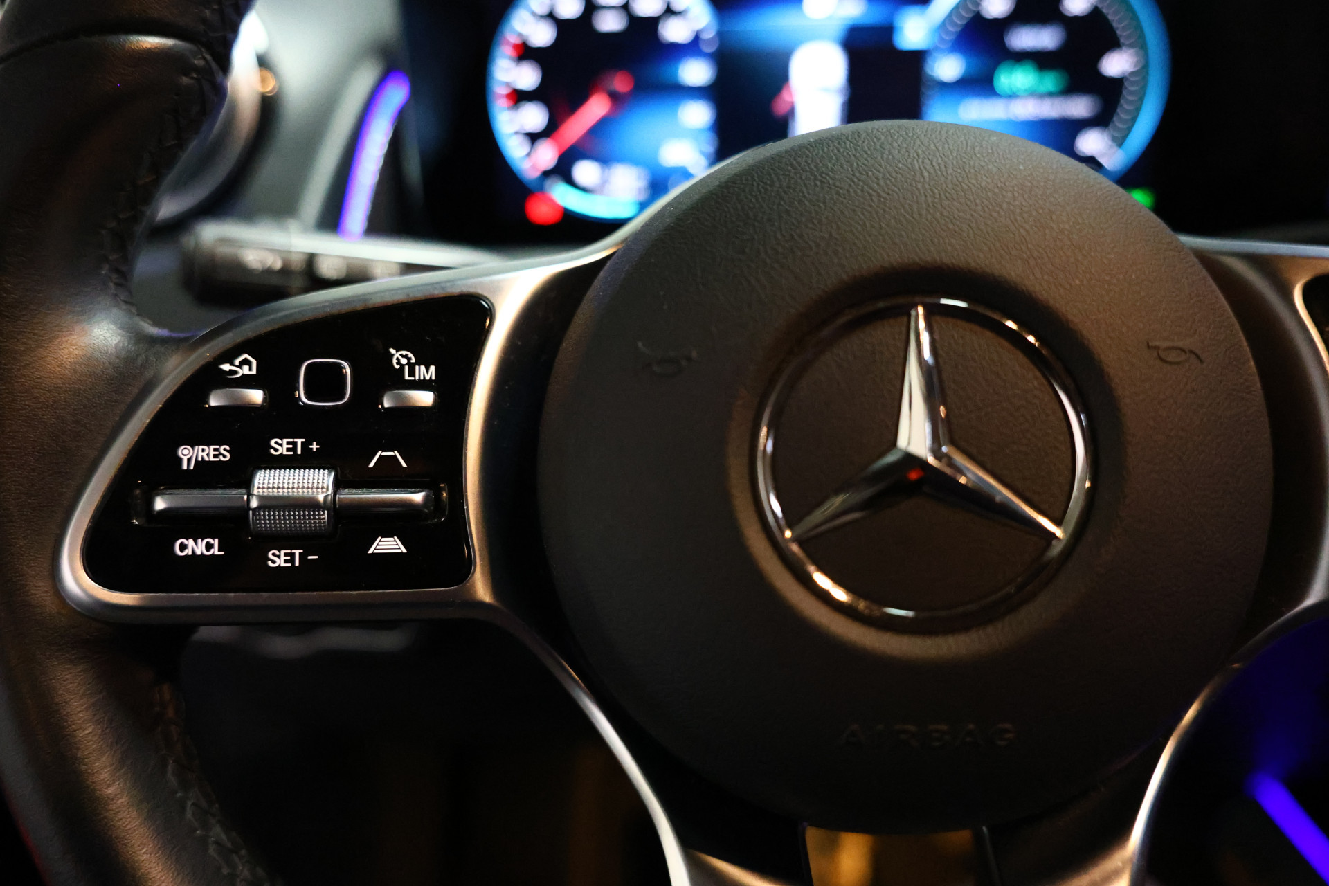 Hoofdafbeelding Mercedes-Benz EQB