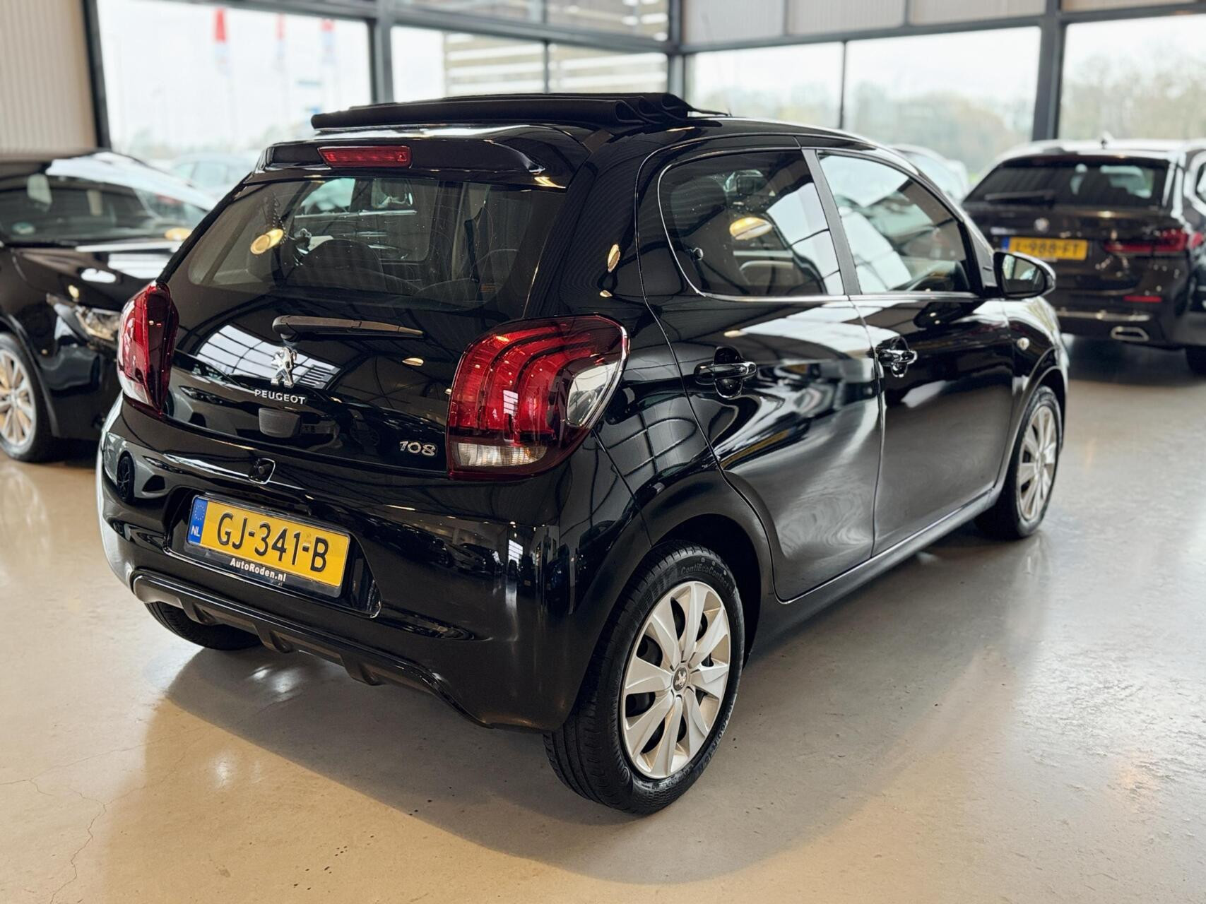 Hoofdafbeelding Peugeot 108