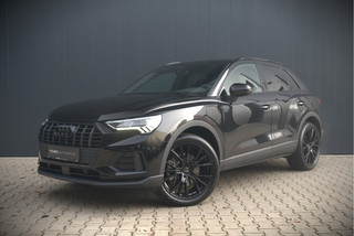 Audi Q3 45 TFSI e Advanced edition | Navigatie | Keyless | Stoelverwarming | Camera | Stuurverwarming | Parkeersensoren | Black Edition | Adaptive Cruise Control | DAB | Navigatie | Ambiance Verlichting | Digital Dash | LED | 