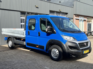 Fiat Ducato 35H 2.3 MultiJet L3 Airco Trekhaak 3000kg trekgewicht Stuurwielbediening Telefoonverbinding open laadbak Pick-up 3-Persoons p-up Bakwagen Euro 6 Bpm vrij voor particulier gebruik! 1e eigenaar