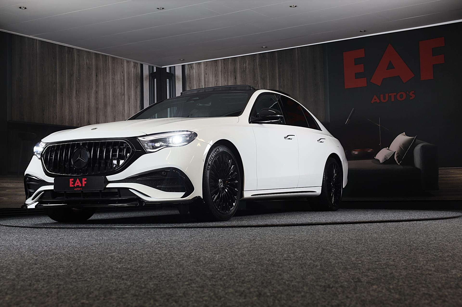 Hoofdafbeelding Mercedes-Benz E-Klasse