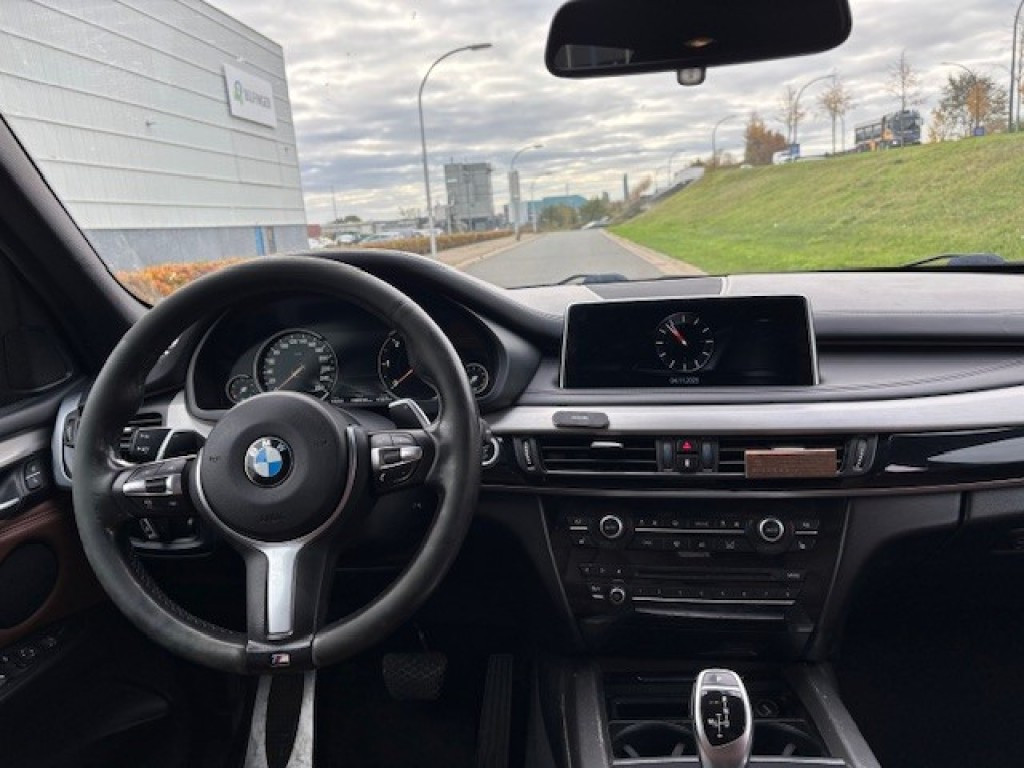 Hoofdafbeelding BMW X5