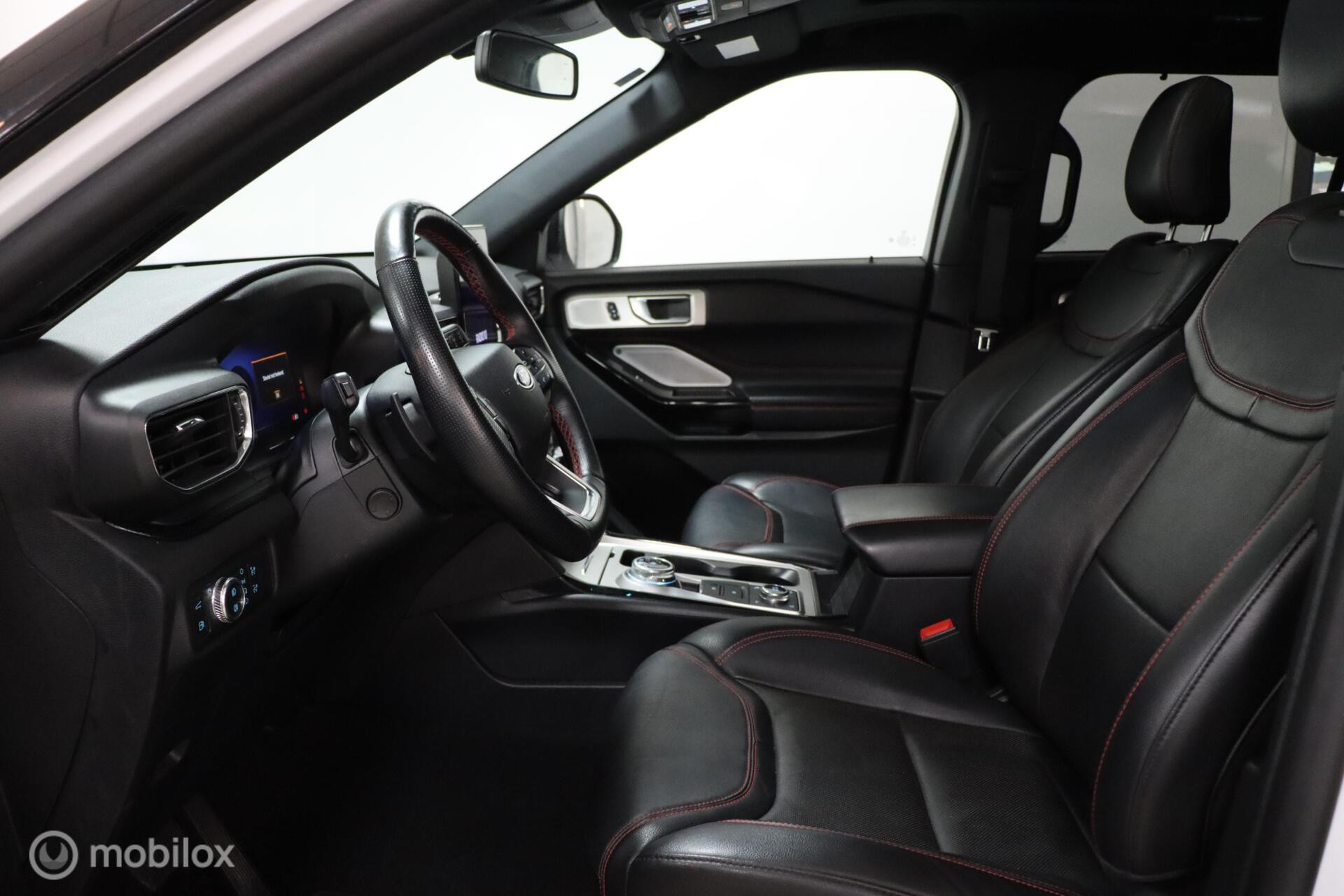 Hoofdafbeelding Ford Explorer