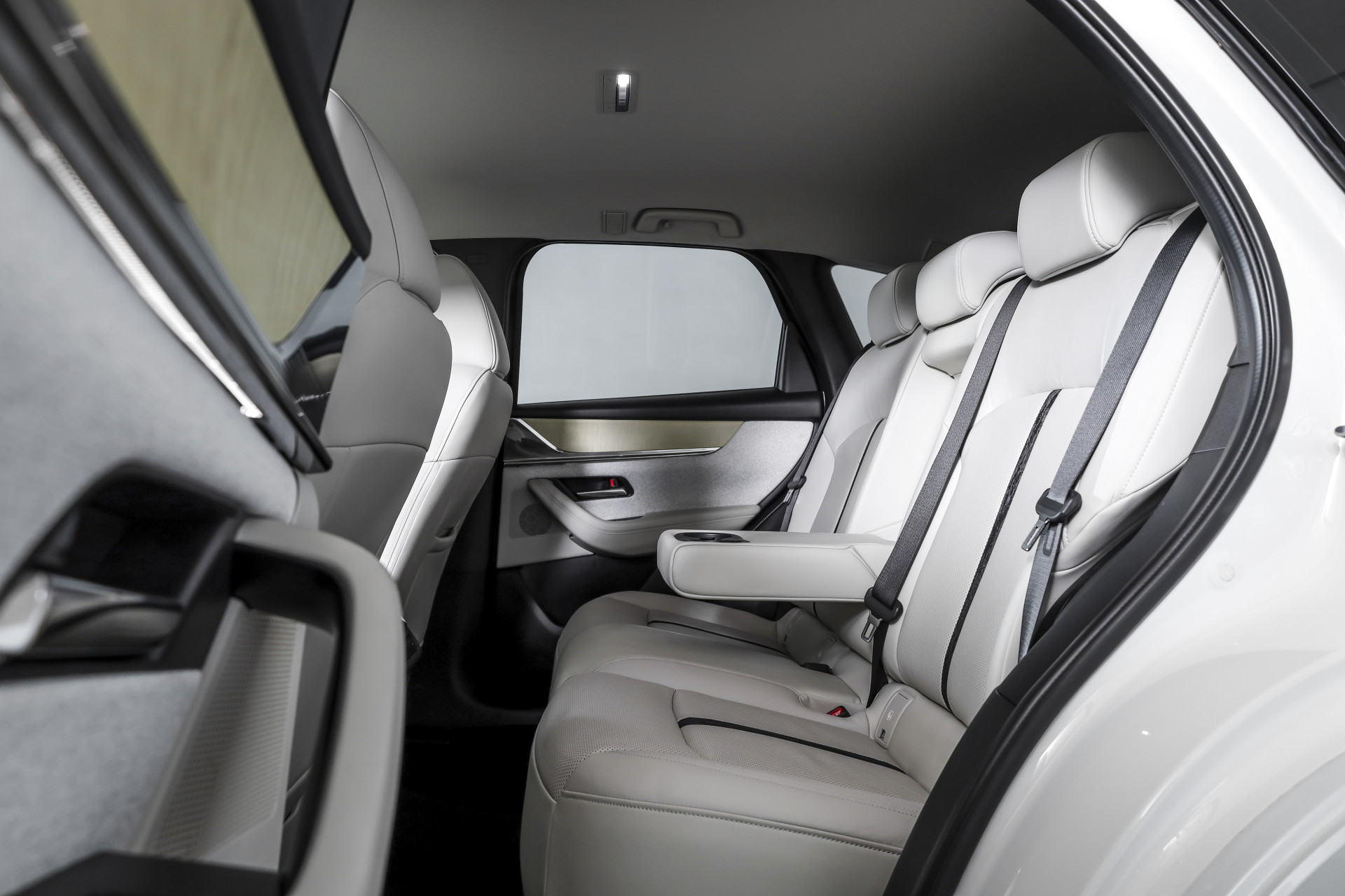 Hoofdafbeelding Mazda CX-60