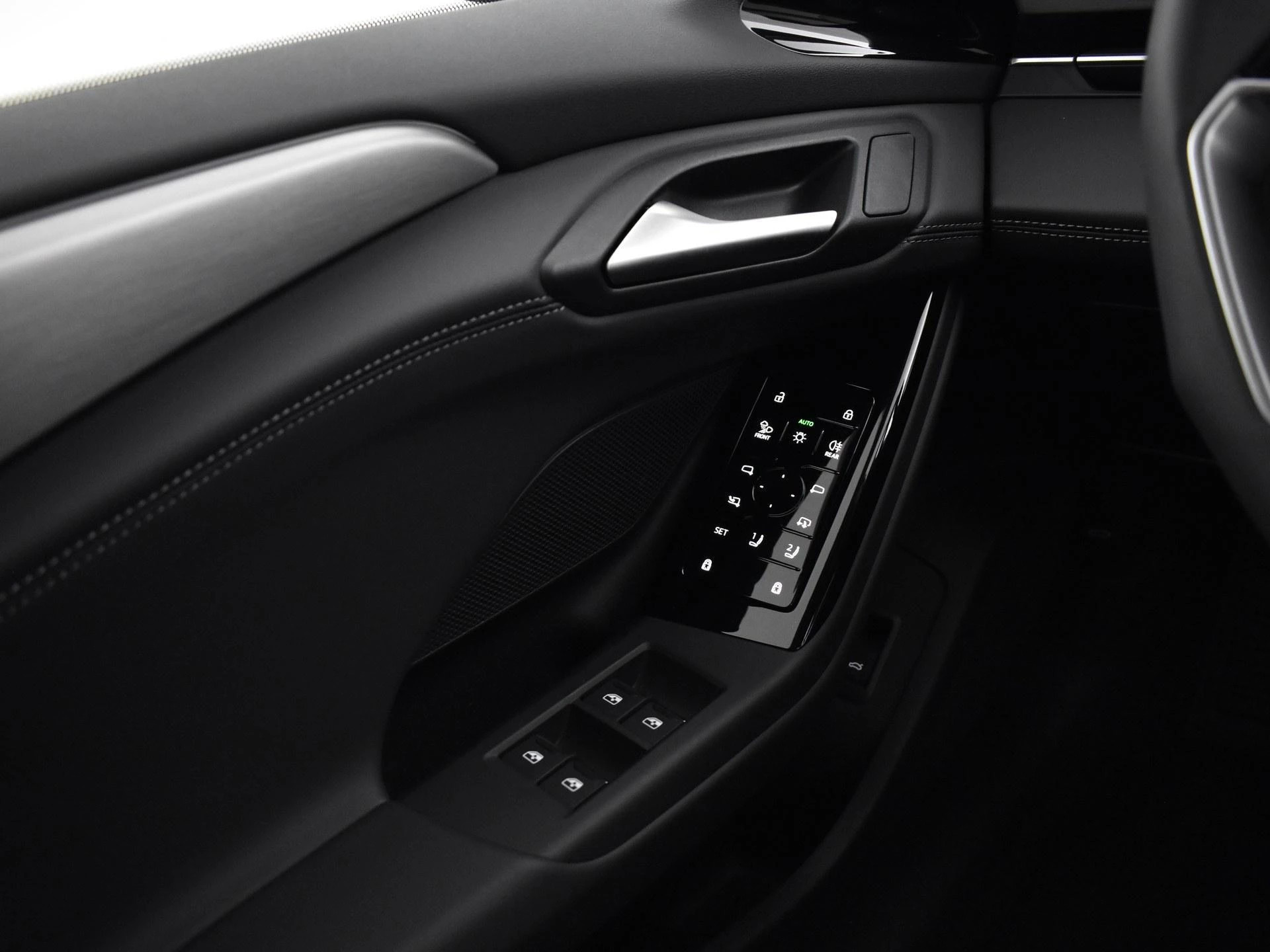 Hoofdafbeelding Audi A6 Avant e-tron