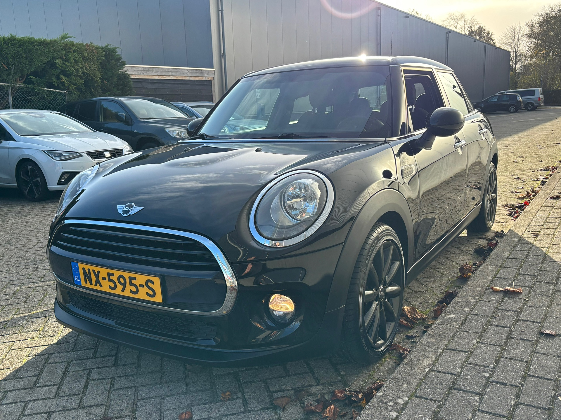 Hoofdafbeelding MINI Cooper