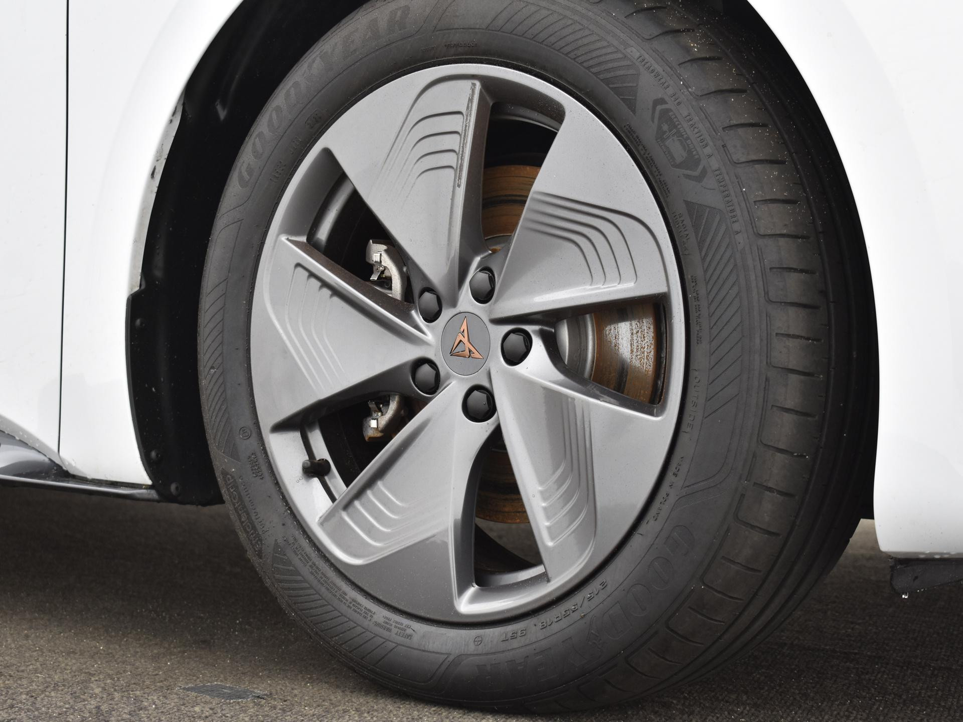 Hoofdafbeelding CUPRA Born