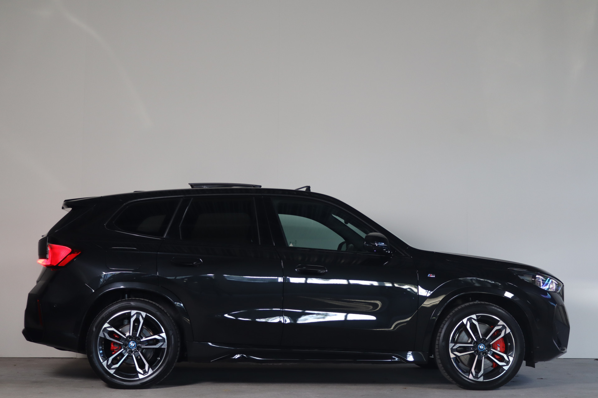 Hoofdafbeelding BMW iX1