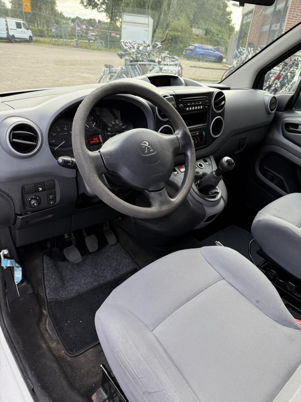 Hoofdafbeelding Peugeot Partner