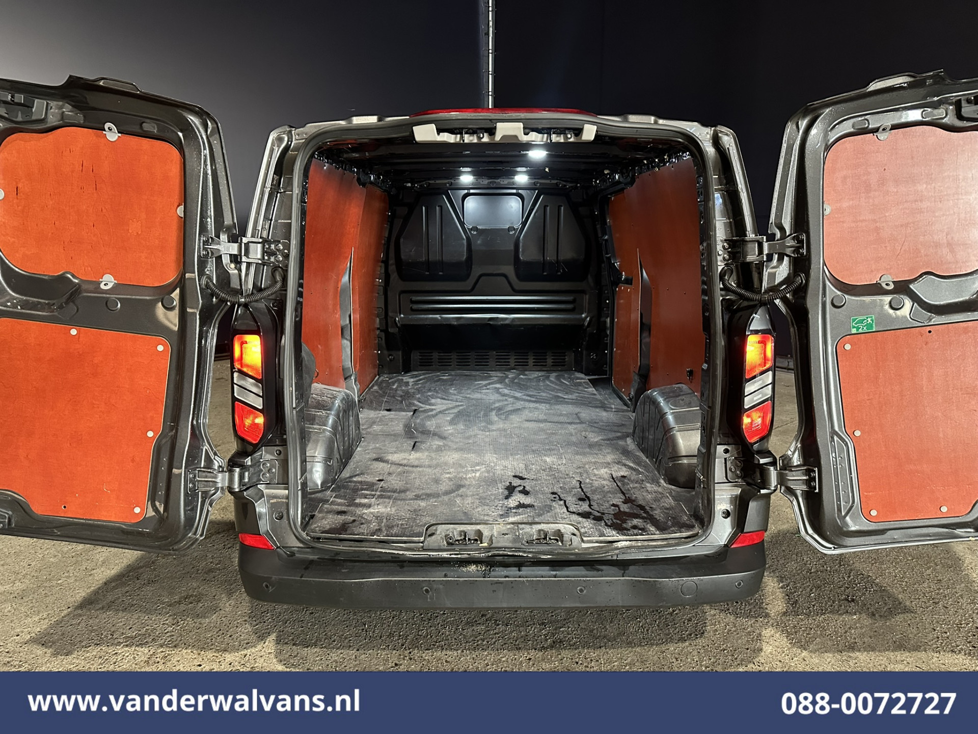 Hoofdafbeelding Ford Transit Custom