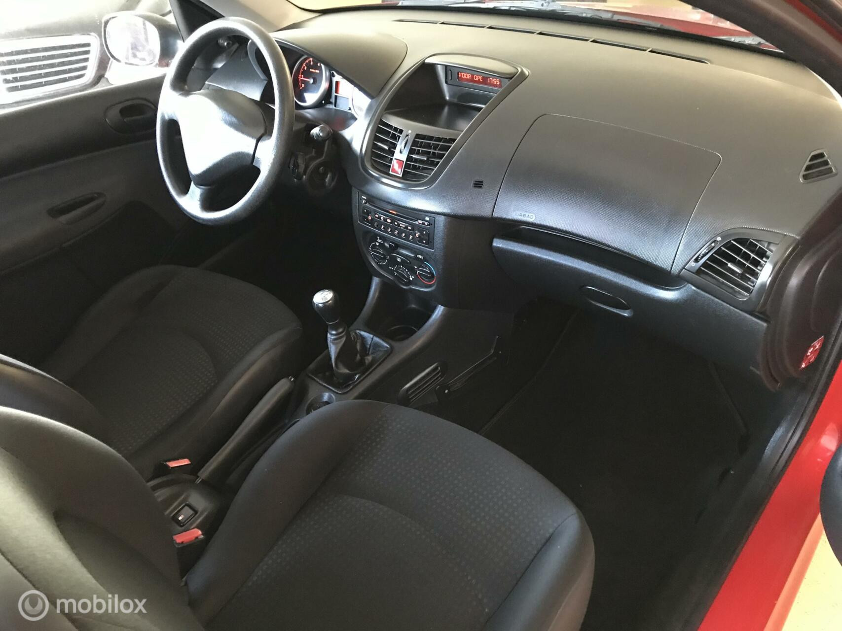 Hoofdafbeelding Peugeot 206