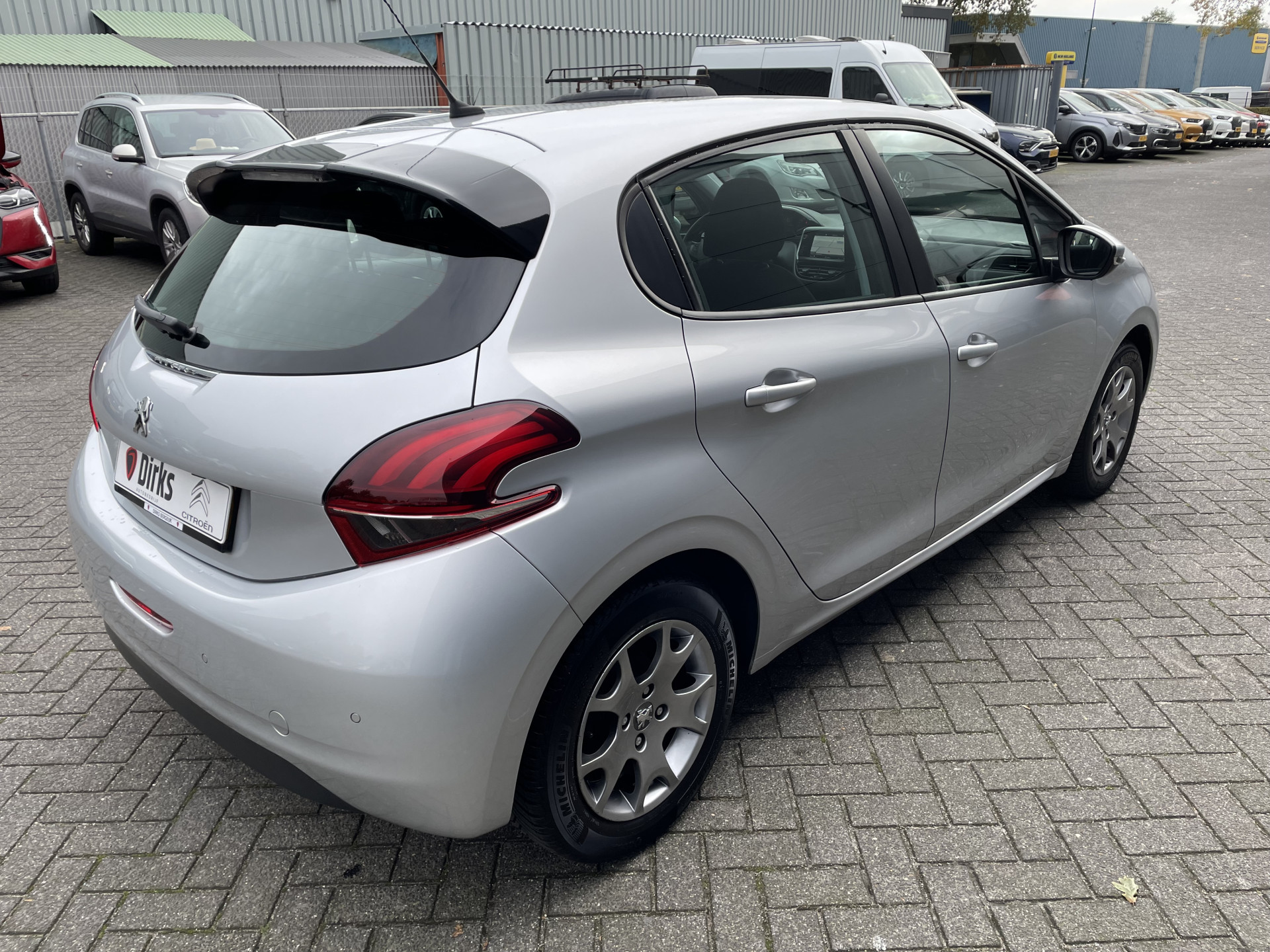Hoofdafbeelding Peugeot 208