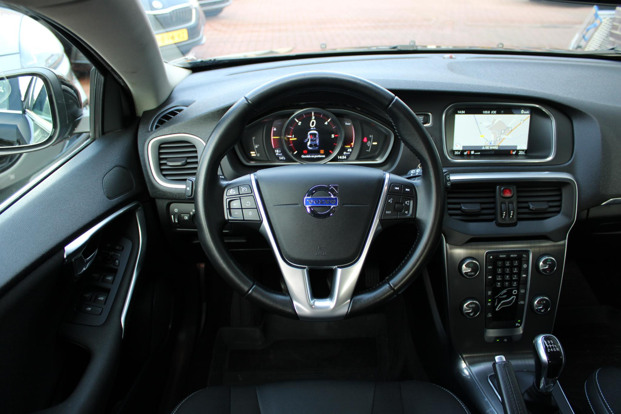 Hoofdafbeelding Volvo V40