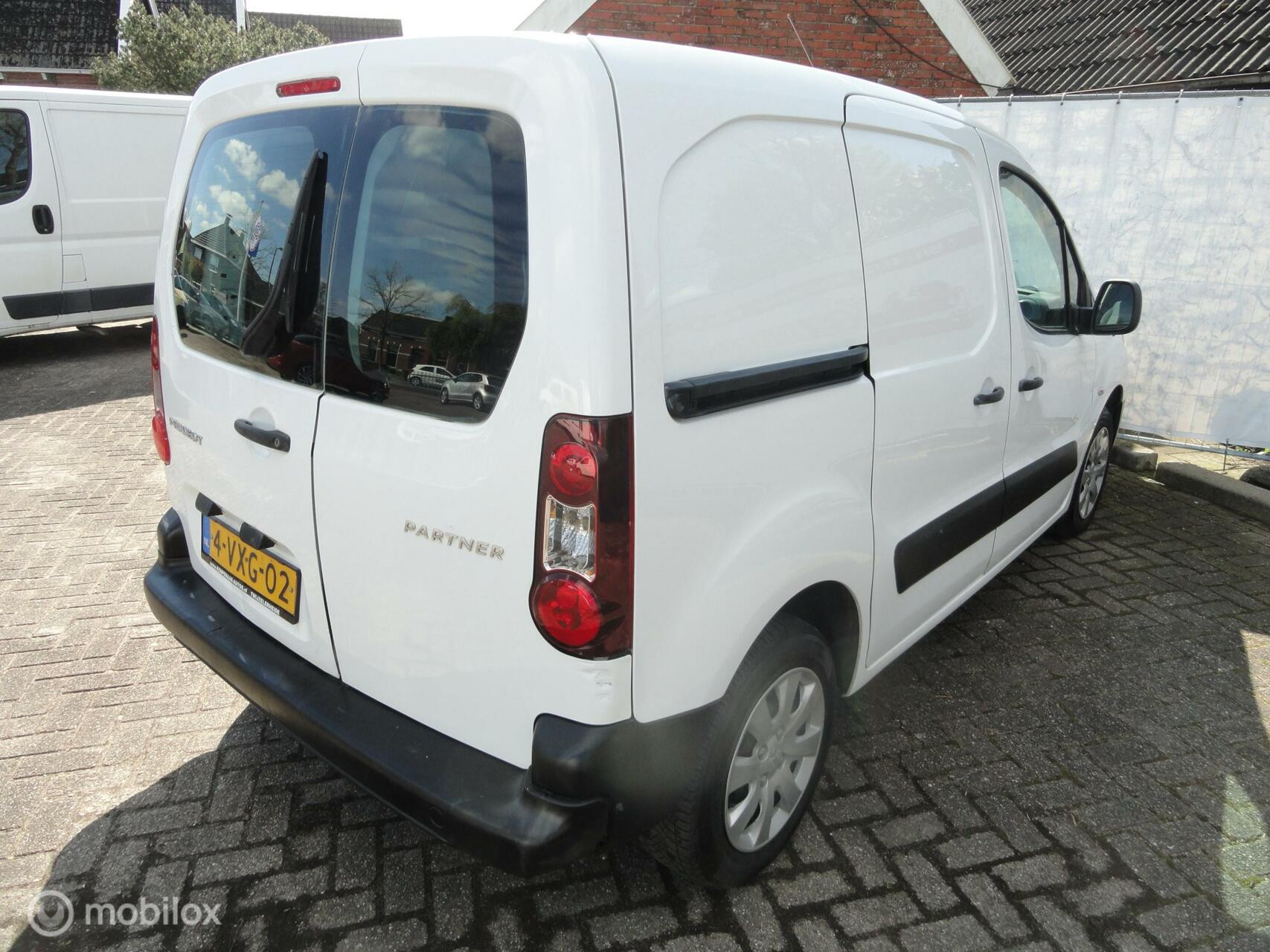 Hoofdafbeelding Peugeot Partner