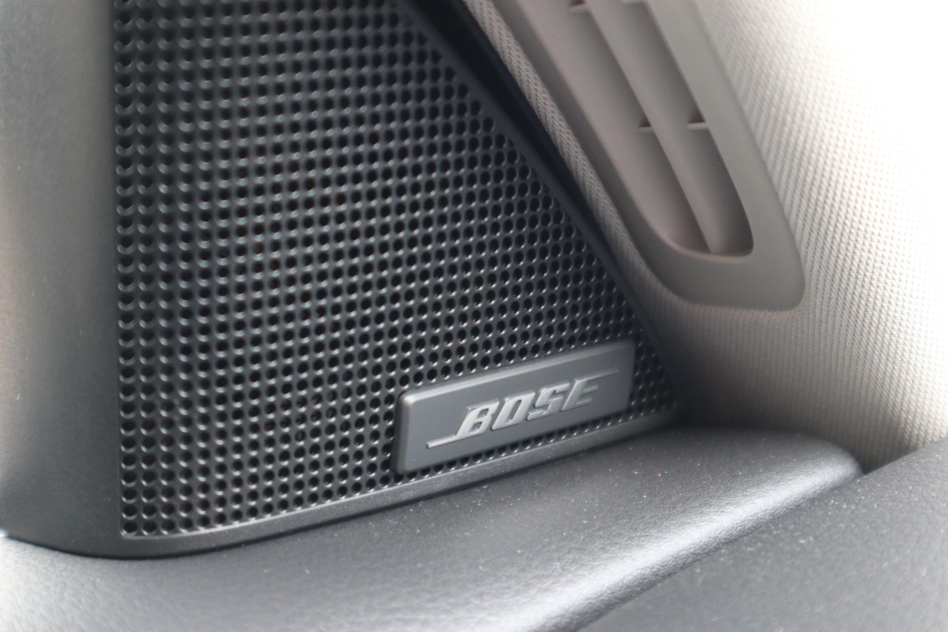 Hoofdafbeelding Mazda CX-60