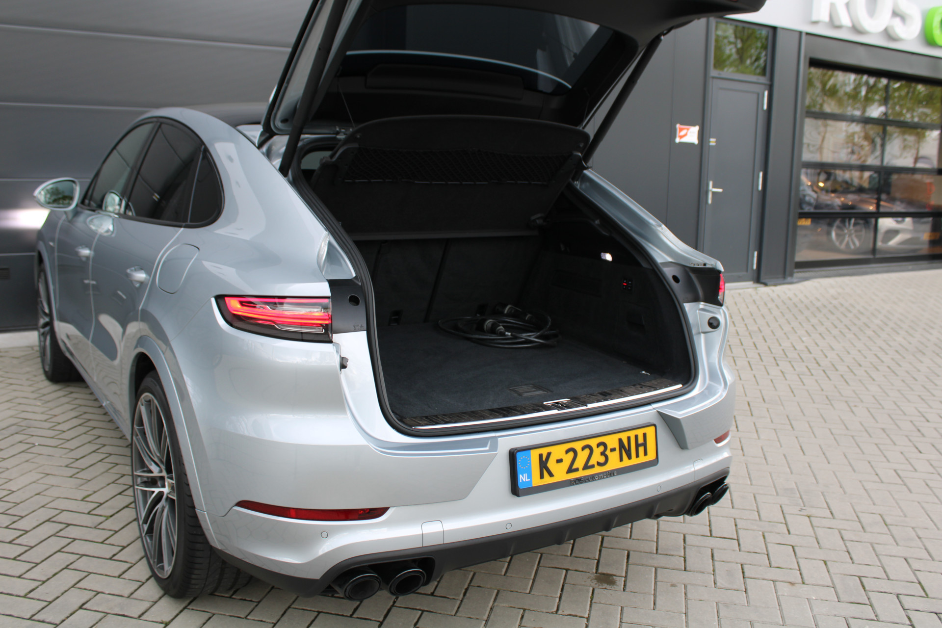 Hoofdafbeelding Porsche Cayenne