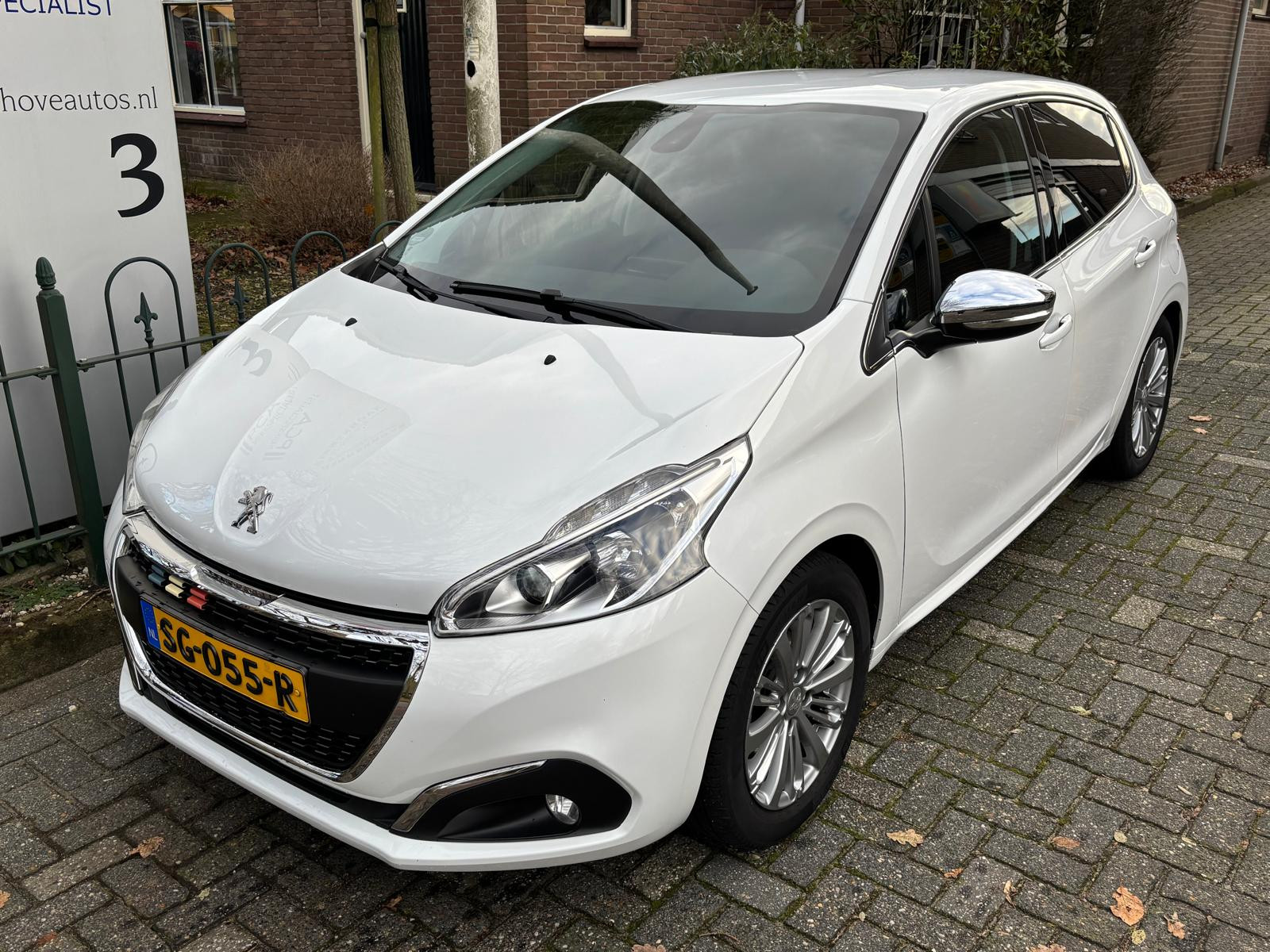 Hoofdafbeelding Peugeot 208