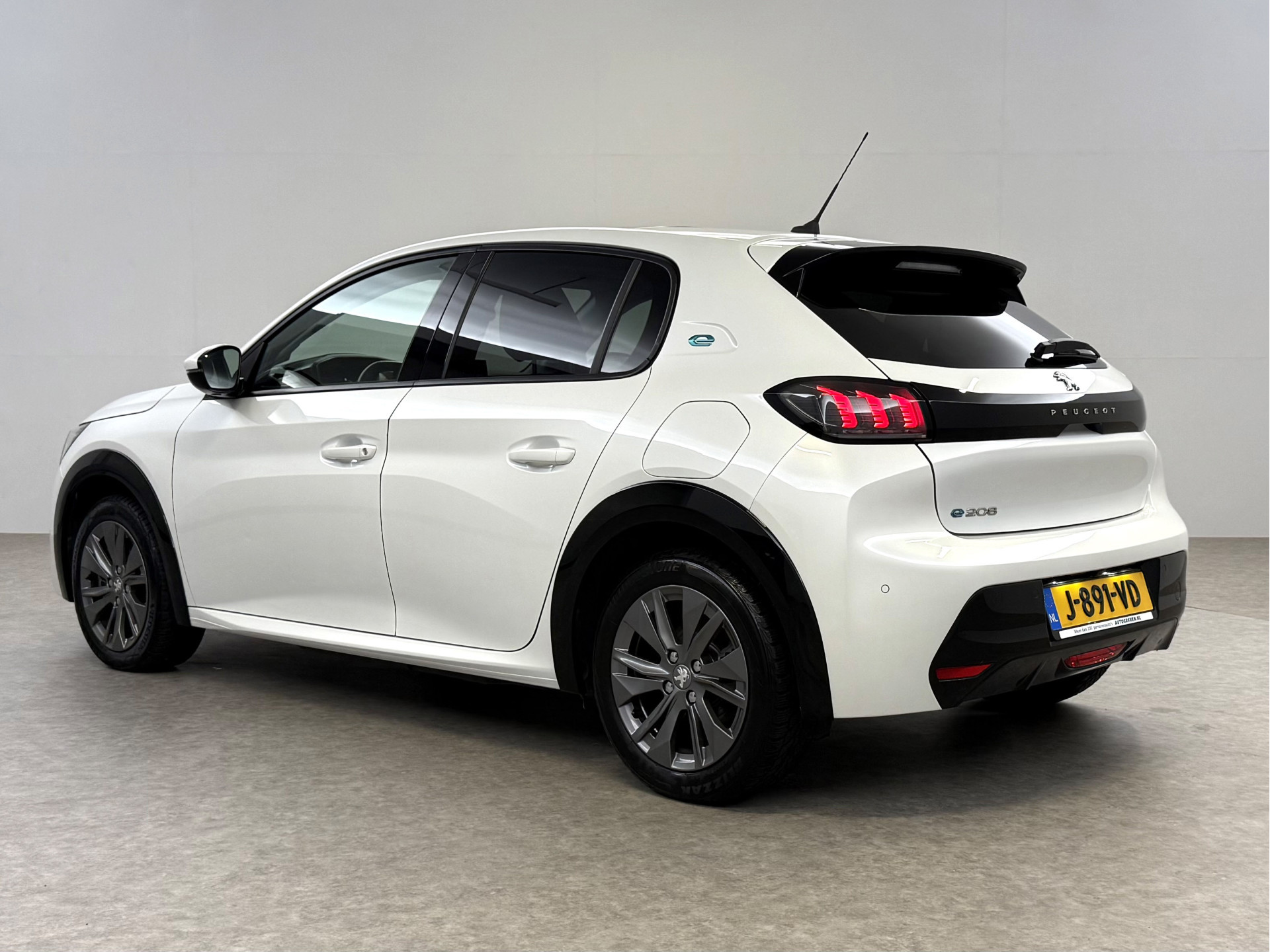 Hoofdafbeelding Peugeot e-208