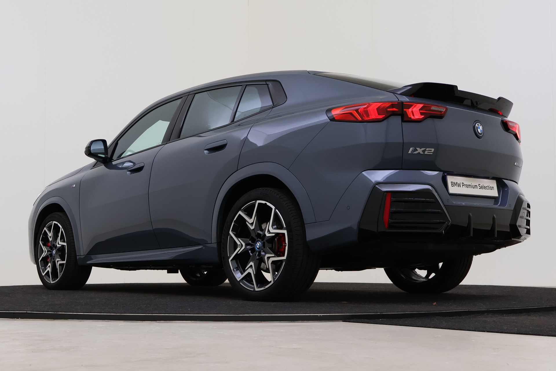 Hoofdafbeelding BMW iX2