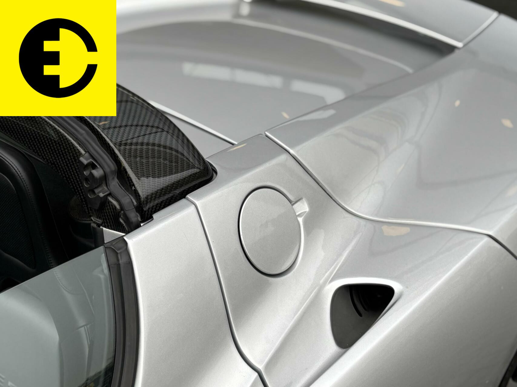 Hoofdafbeelding Tesla Roadster