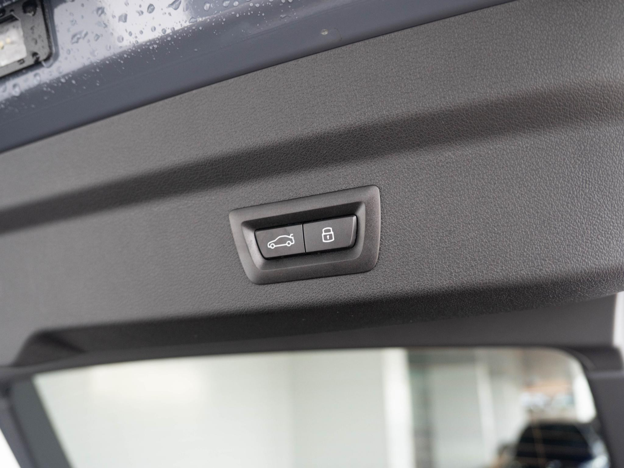 Hoofdafbeelding BMW iX2