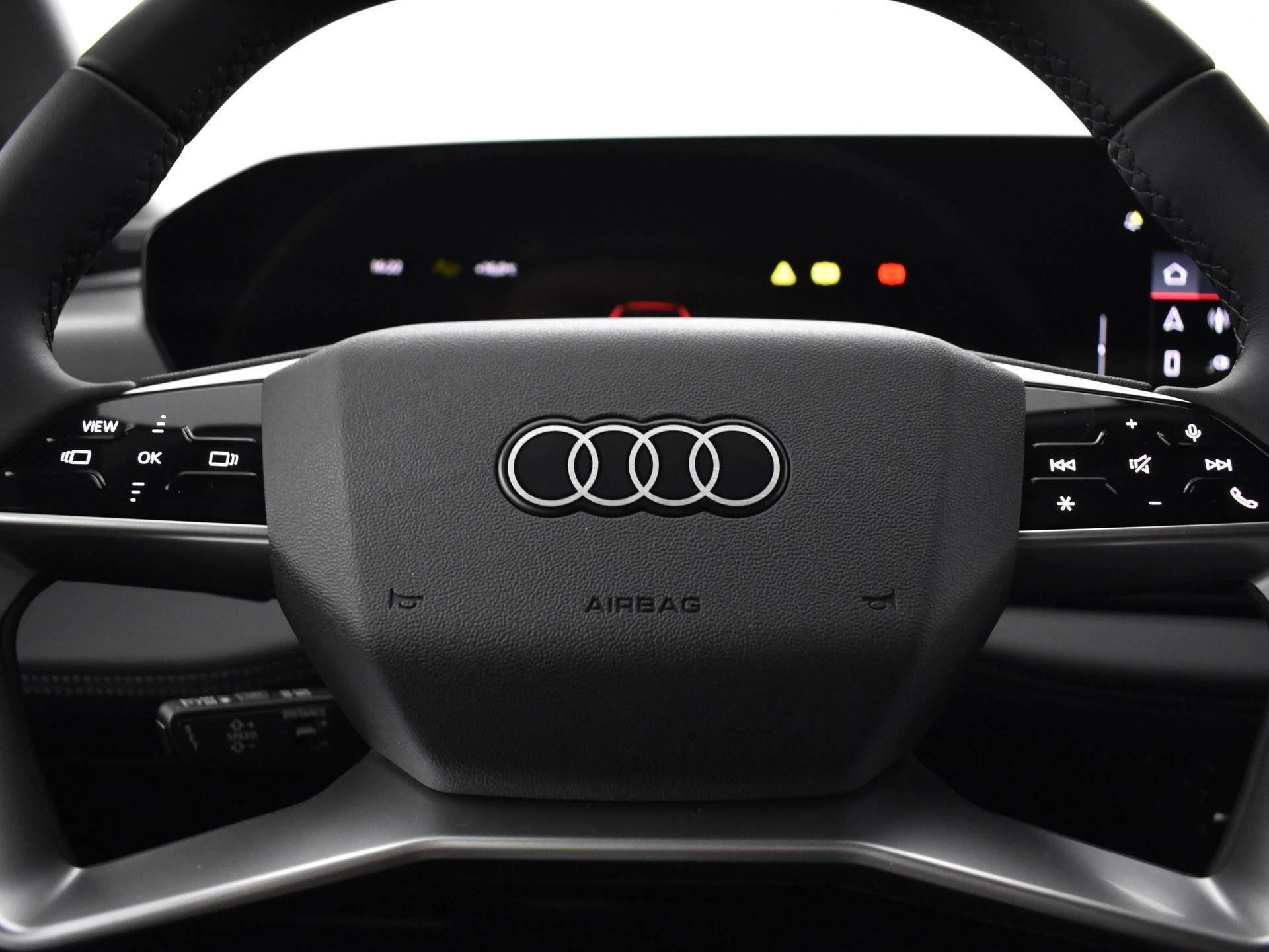 Hoofdafbeelding Audi A6 Avant e-tron