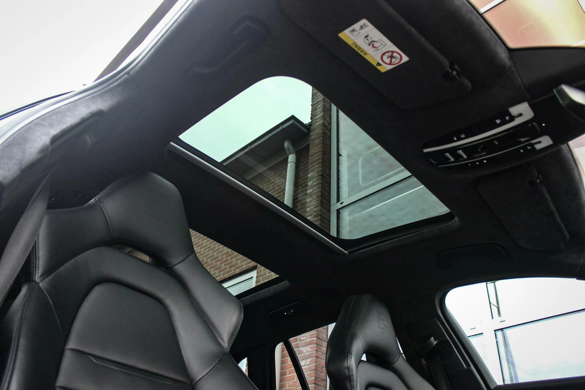 Hoofdafbeelding Porsche Panamera