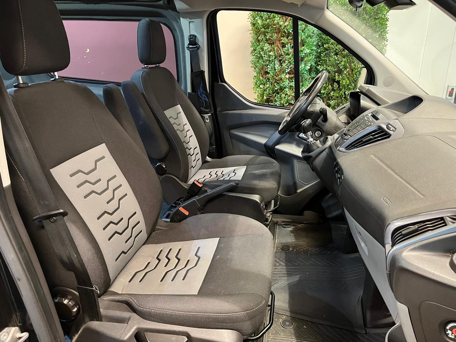 Hoofdafbeelding Ford Transit Custom