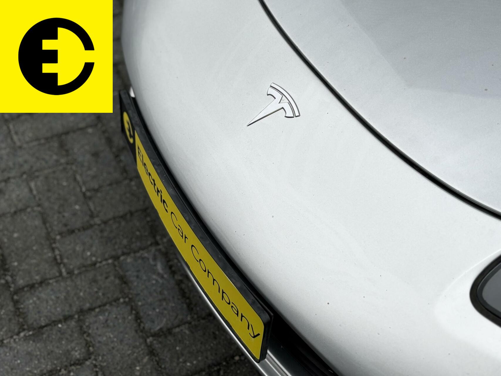 Hoofdafbeelding Tesla Roadster