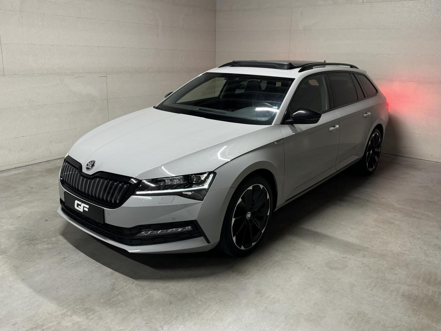 Hoofdafbeelding Škoda Superb