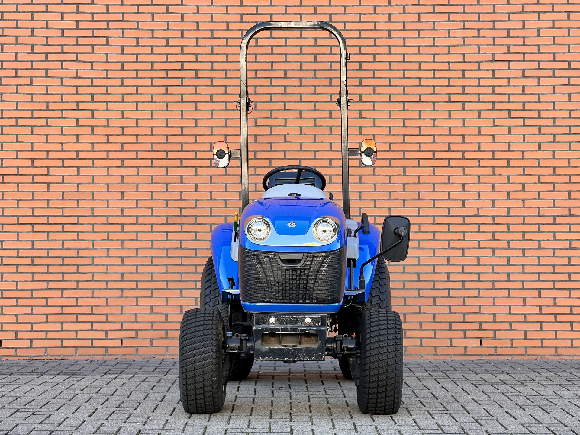 Hoofdafbeelding New Holland Boomer 25