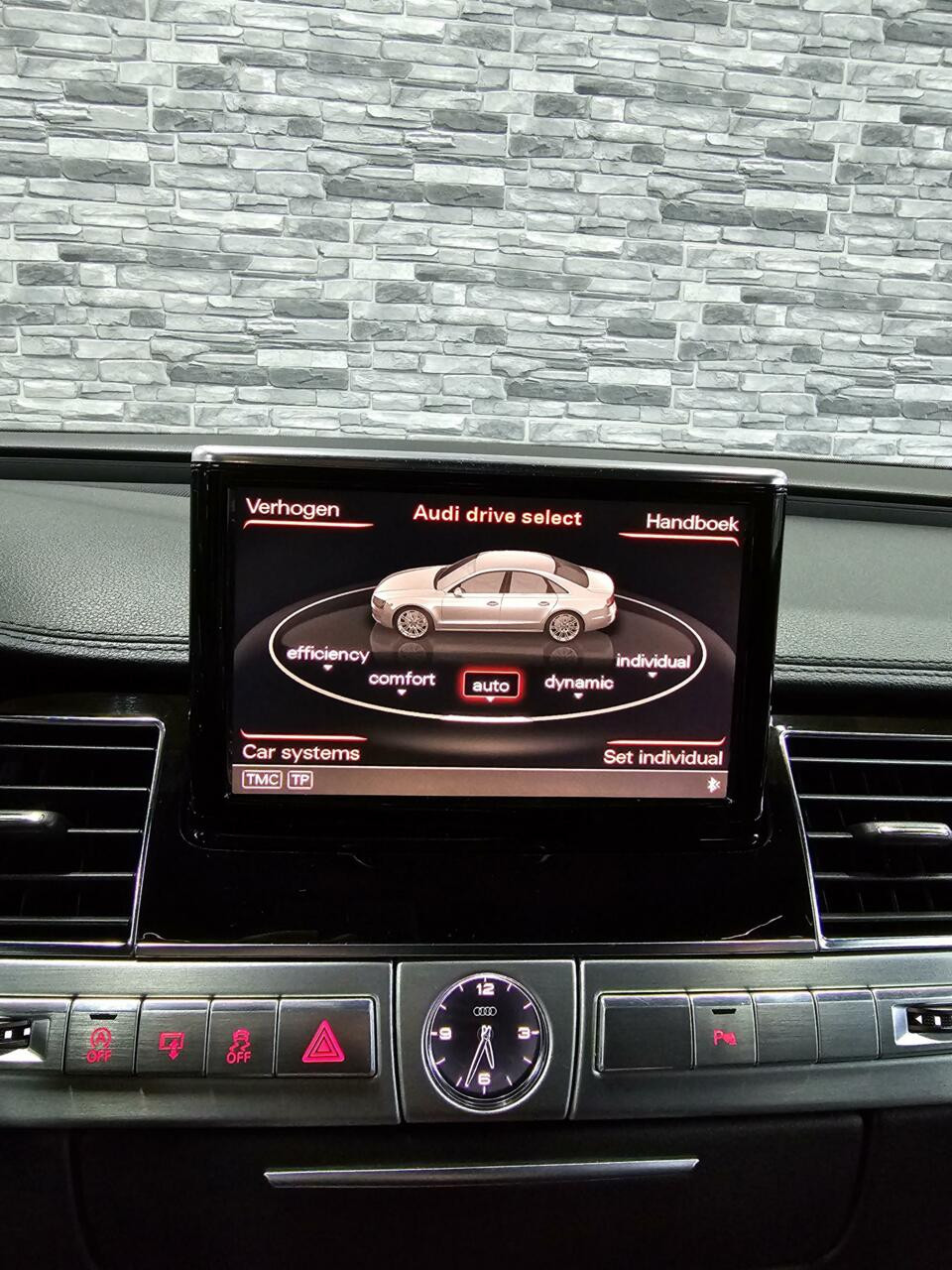 Hoofdafbeelding Audi A8