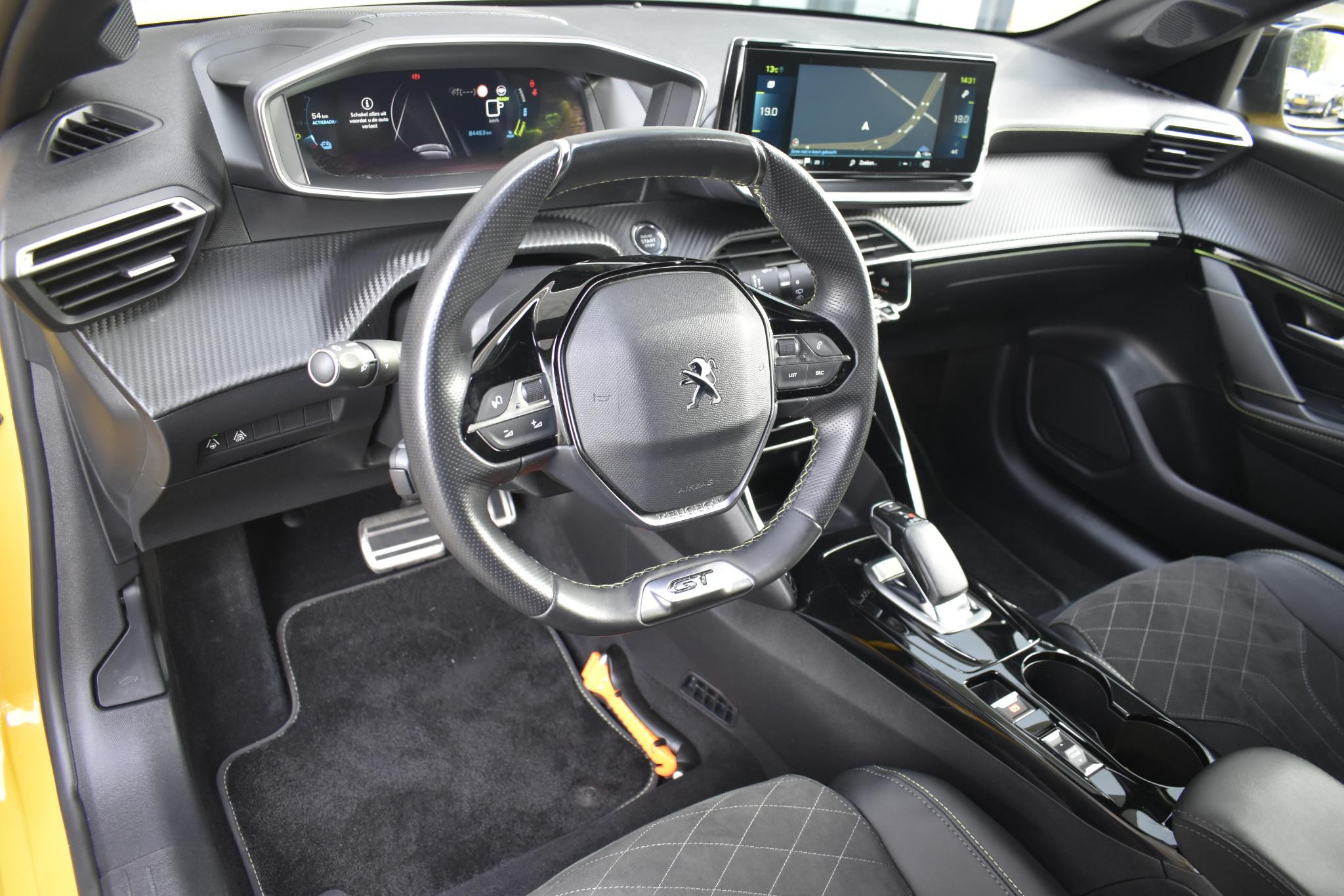 Hoofdafbeelding Peugeot e-208