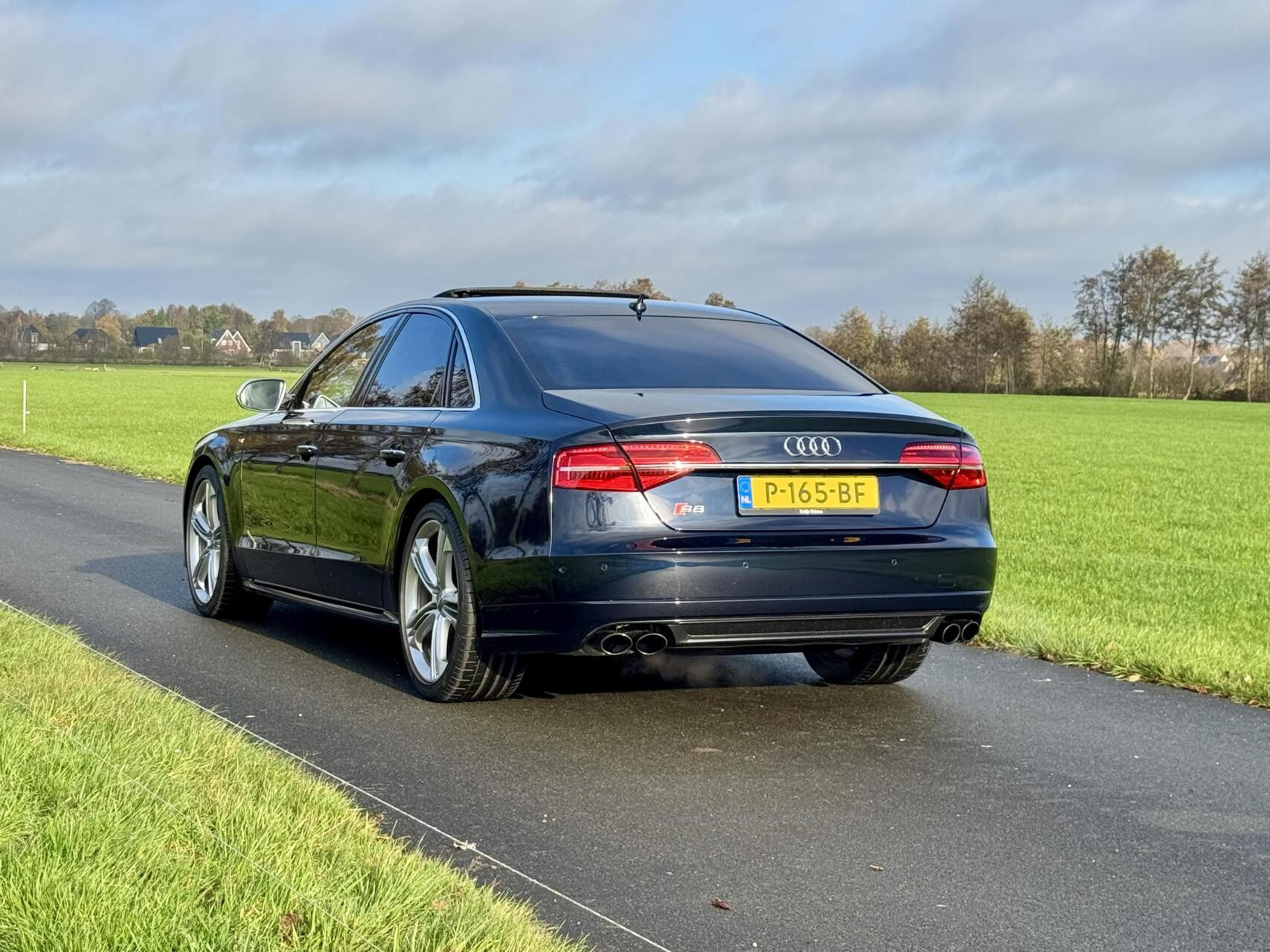 Hoofdafbeelding Audi S8