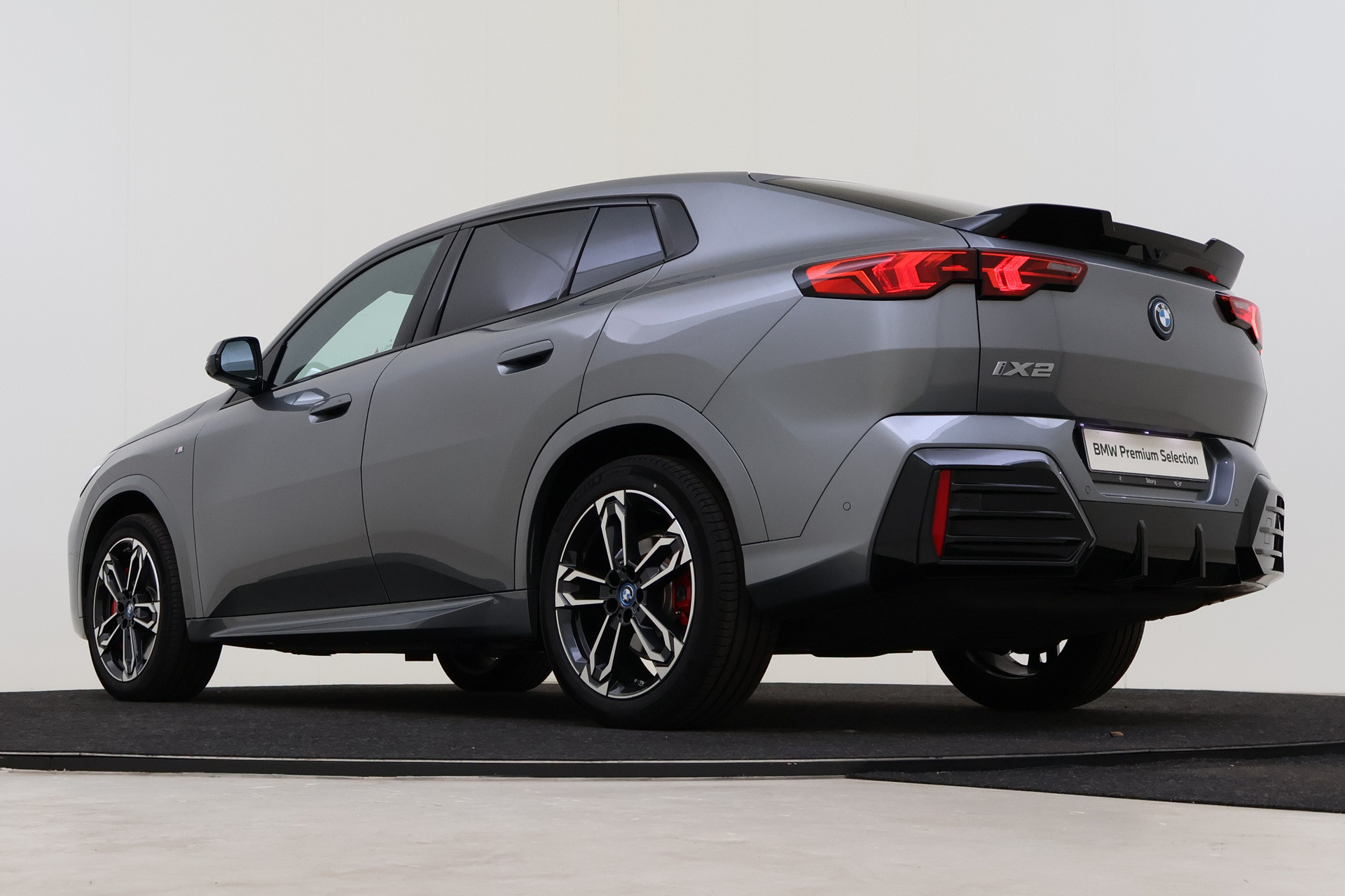 Hoofdafbeelding BMW iX2