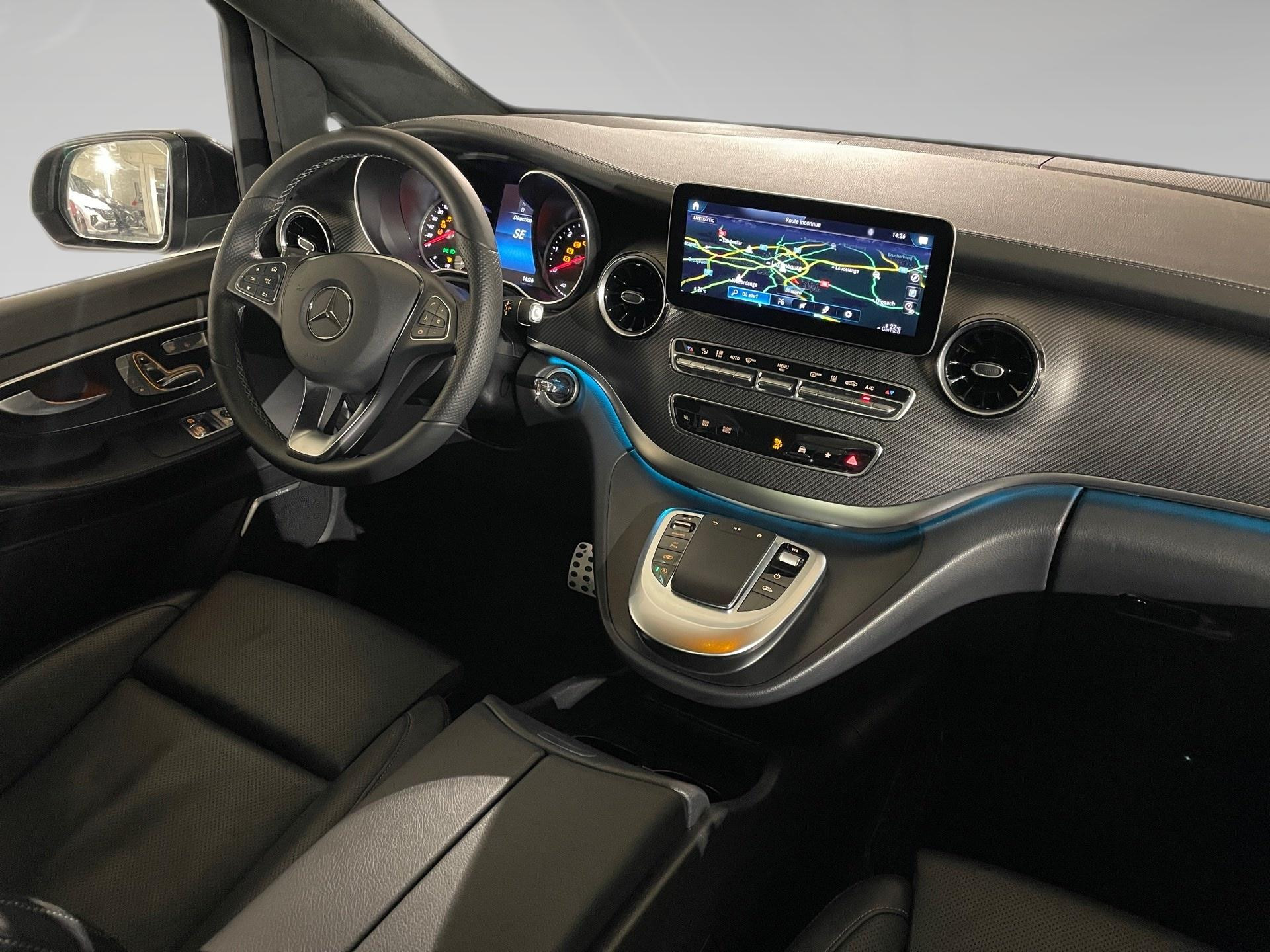 Mercedes-Benz-Classe V-image-6